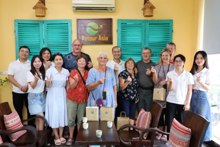 Choosing Around Asia, choosing experiences more satisfied than expected